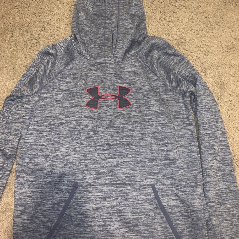 Women’s under armour sweatshirt